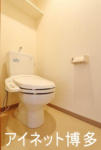 トイレ　清潔感のあるトイレですね