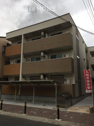 エントランス　ゆとりのあるエントランスです