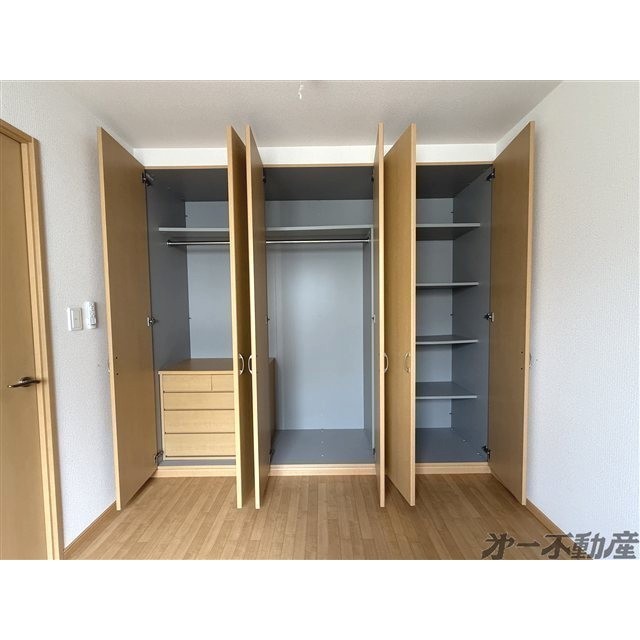 収納　クローゼット