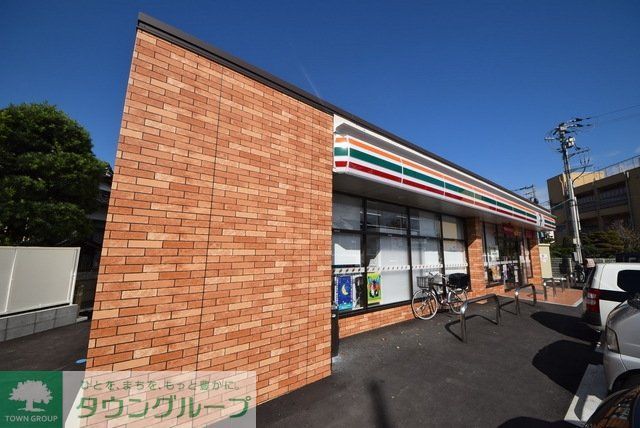 コンビニ　セブンイレブン上尾小泉店（コンビニ）まで290m