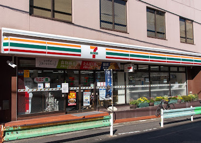 コンビニ　セブン-イレブン 目黒東山３丁目店（コンビニ）まで414m