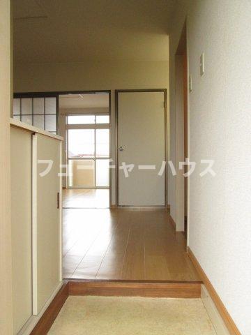 玄関　シンプルで使いやすい玄関です