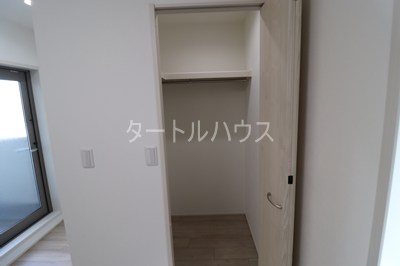収納　。