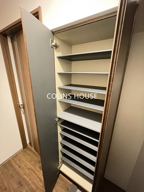 玄関　同タイプ別部屋画像