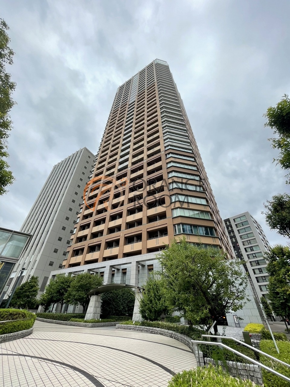 建物外観　プラウドタワー千代田富士見