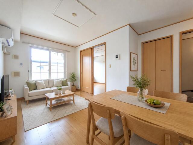 居室・リビング　本画像は実際の室内にＣＧ加工を施したもので、実際のお部屋に家