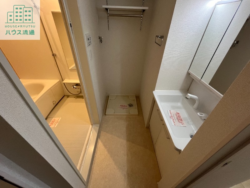 洗面設備　※反転タイプのお写真です