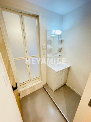 洗面設備　※反転類似間取りのお部屋の画像です※