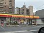 コンビニ　デイリーヤマザキ蘇我駅前店（コンビニ）まで360m