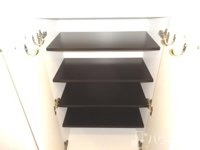その他設備　玄関をキレイにどうぞ。
