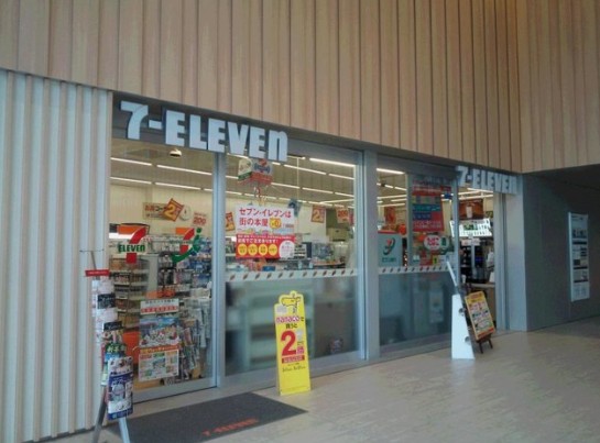 コンビニ　セブンイレブン歌舞伎座タワー店（コンビニ）まで160m