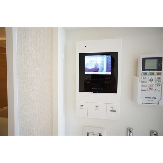 セキュリティ　映像で来訪者を確認できるＴＶドアホン