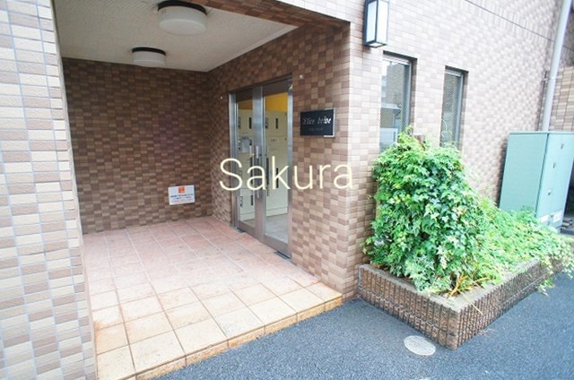 エントランス　管理の行き届いたエントランスです♪