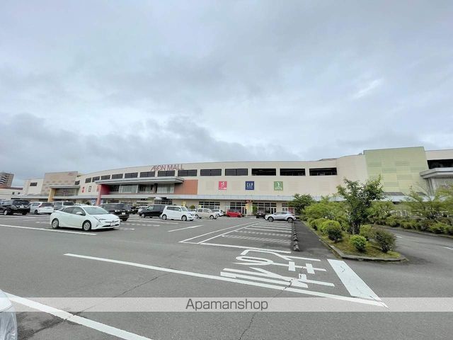 ショッピングセンター　イオンモール都城駅前（ショッピングセンター）まで830m