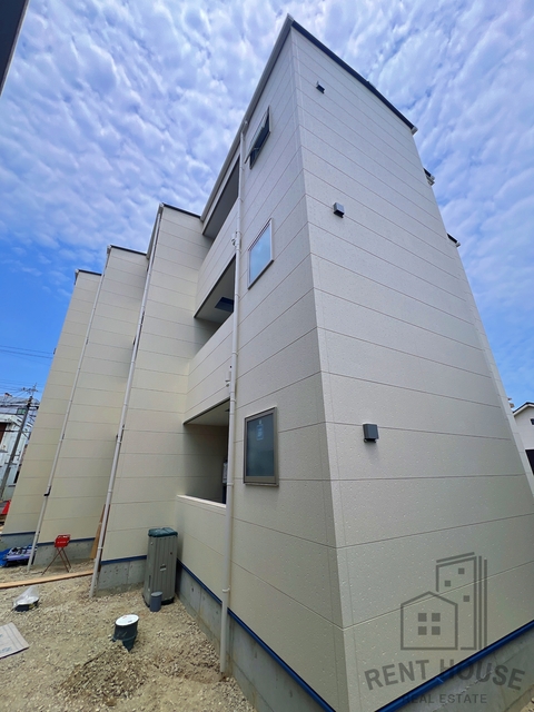 エントランス　外観（建設中）