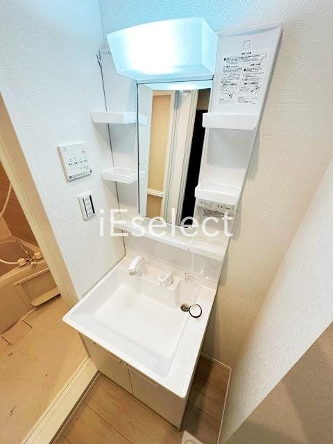 洗面設備　忙しい朝に便利なシャンプードレッサー♪
