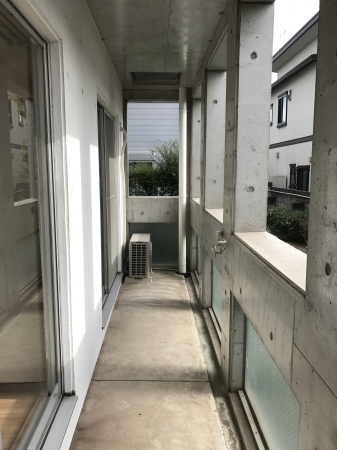 バルコニー