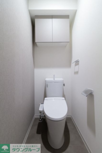 トイレ　※写真は同タイプ住戸です。
