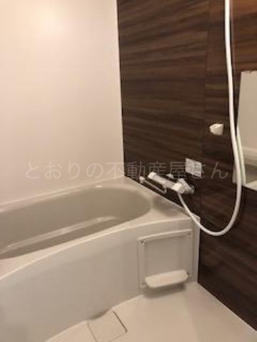バス・シャワールーム　バスルーム　リシェス