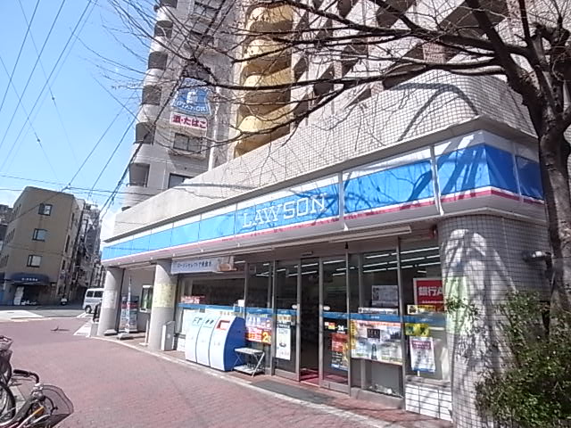 コンビニ　ローソン（コンビニ）まで215m
