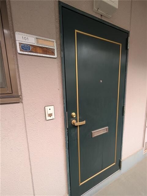 玄関　シューズボックスついてます