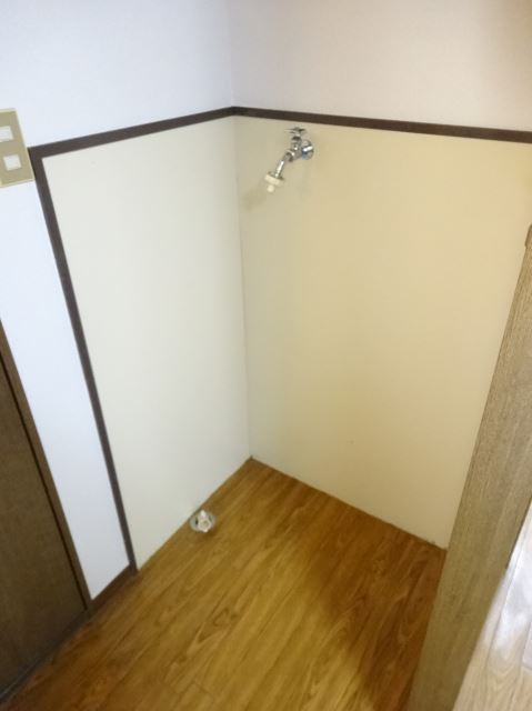 その他設備　洗濯機置き場