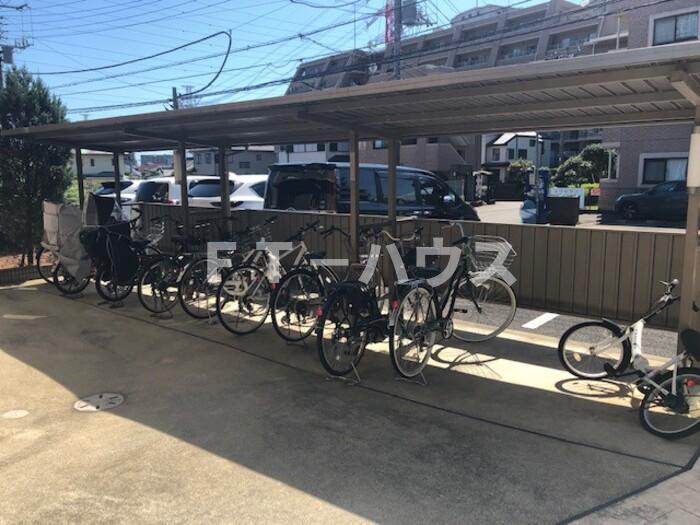 エントランス　駐輪場