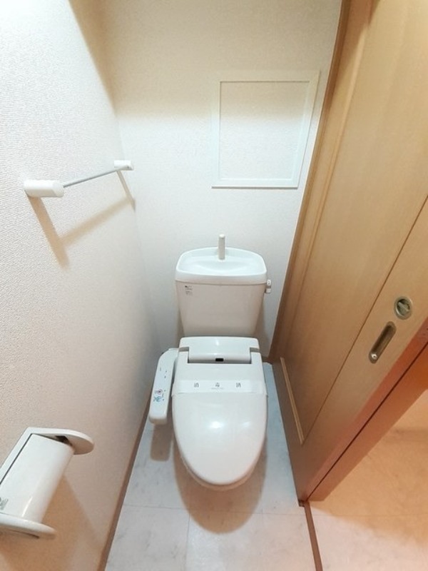 トイレ　図面と現状に相違がある場合には現状を優先