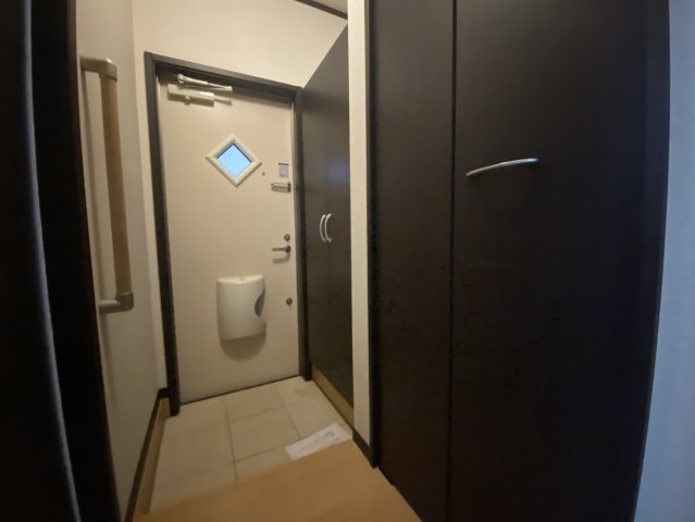 ＪＲ上越線 井野駅 徒歩28分 2階建 築14年の玄関写真