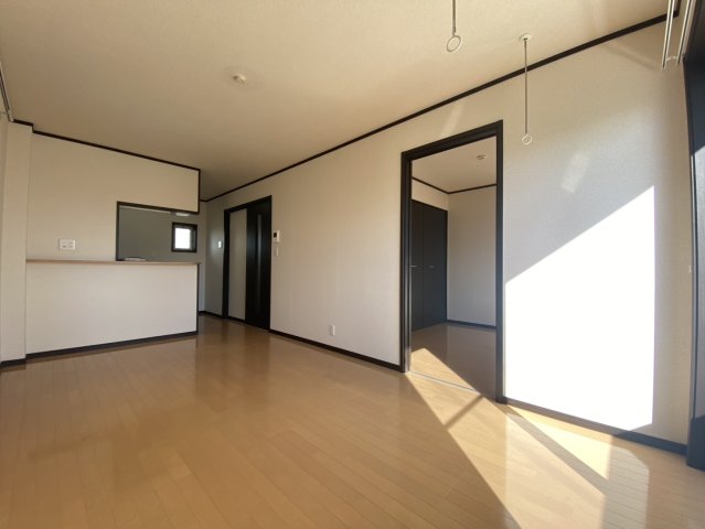 ＪＲ上越線 井野駅 徒歩28分 2階建 築14年の居間写真