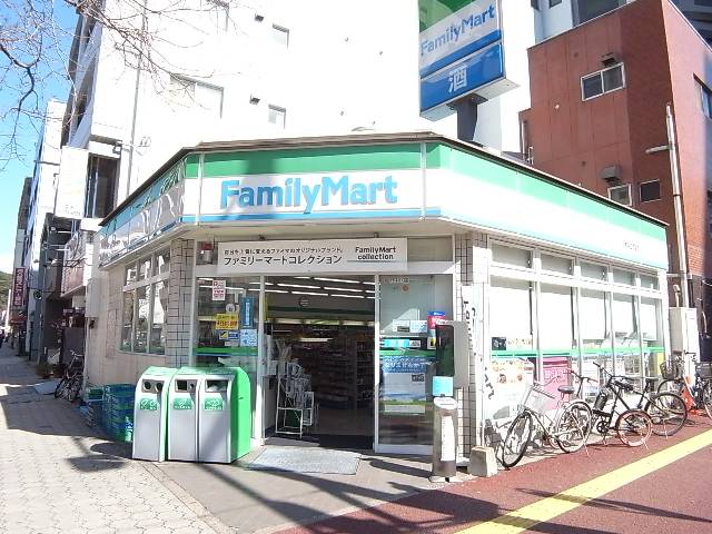 コンビニ　ファミリーマート荒戸二丁目店（コンビニ）まで110m