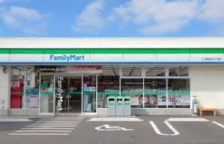 コンビニ　ファミリーマート保谷町五丁目店（コンビニ）まで270m