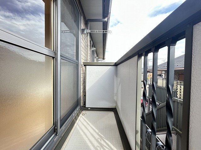 バルコニー　同マンション別部屋