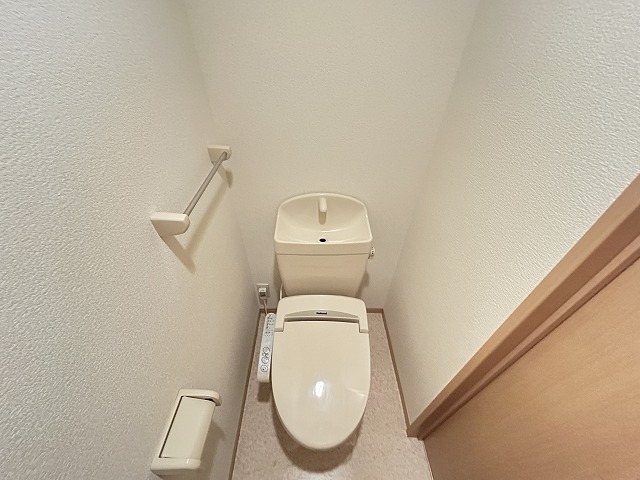 トイレ　同マンション別部屋