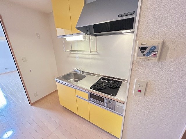 キッチン　同マンション別部屋