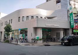 銀行　りそな銀行 高槻富田支店（銀行）まで651m