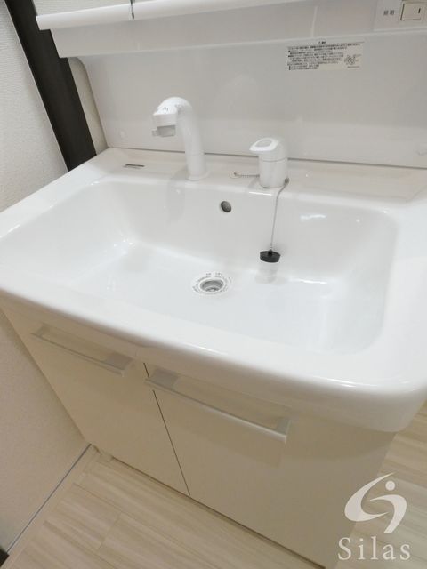 洗面設備　同仕様