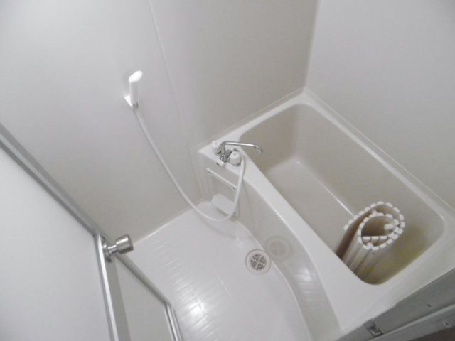 バス・シャワールーム　浴室です。（同建物別室の画像です）