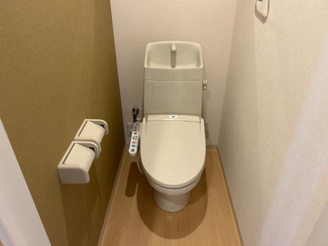 トイレ　シャワー付トイレ