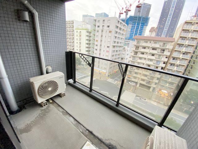 バルコニー　退去前のため別部屋参考
