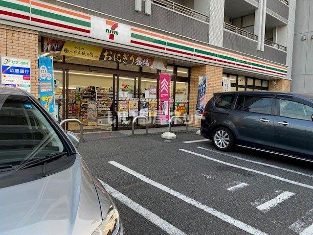 コンビニ　セブンイレブン 広島大州1丁目店（コンビニ）まで872m