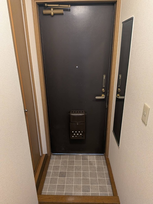 ペアパークIの玄関写真