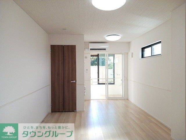 居室・リビング　外観