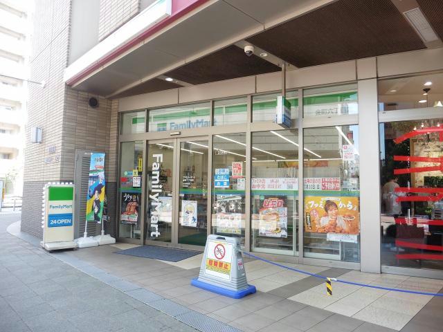 コンビニ　ファミリーマート金町六丁目店（コンビニ）まで699m