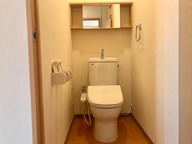 トイレ　シャワー付トイレ