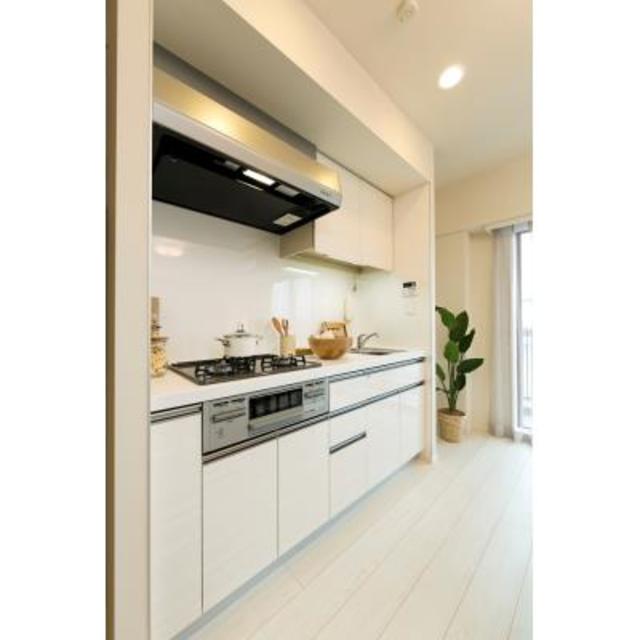 キッチン　※写真は同タイプ住戸です。