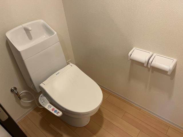 トイレ　シャワー付トイレ