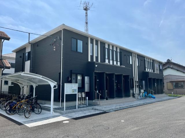建物外観　外観写真（昼）