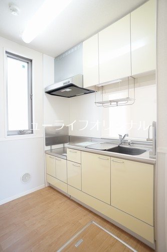 キッチン　収納が充実しているのでお料理も効率良く楽しめます☆