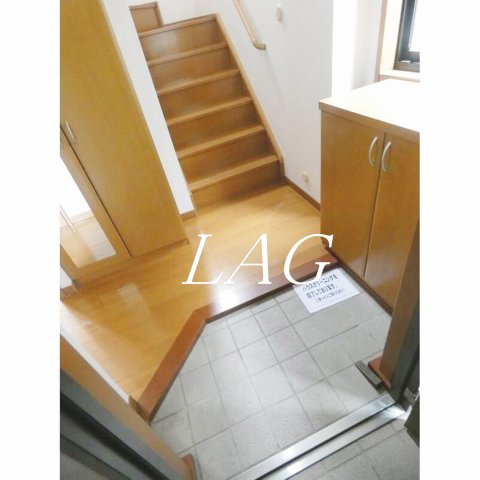 玄関　玄関です。